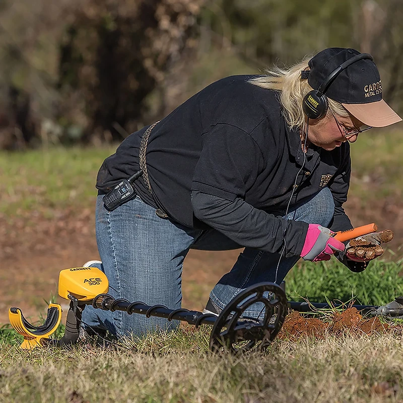 Garrett ACE 300 Metal Detector