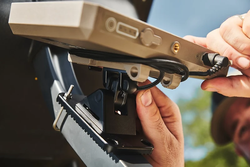 Moultrie Mobile 3.4W Universal Solar Power Pack