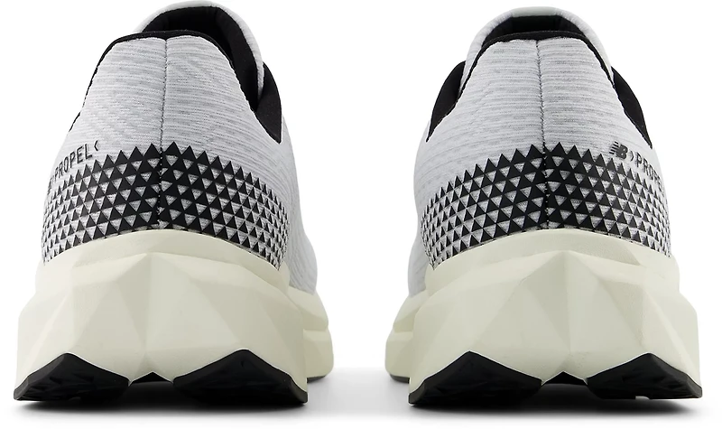 New Balance Men's FuelCell Propel v5 Running Shoes