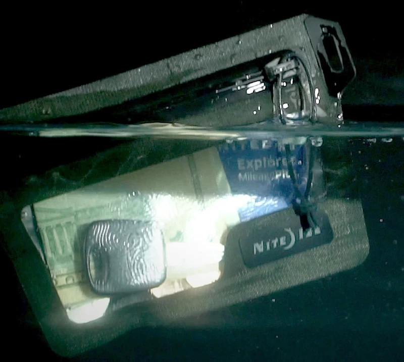 Nite Ize RunOff Waterproof Wallet