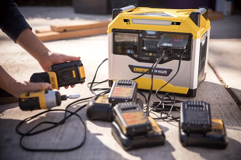 Champion 1238 Wh Portable Power Station