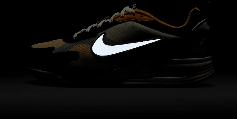 Nike Michigan Wolverines Air Max Solo Shoes