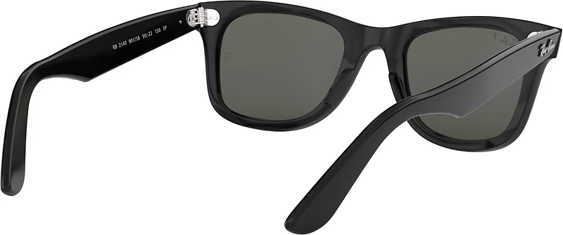 Ray-Ban Wayfarer Black and Green Polarized Sunglasses