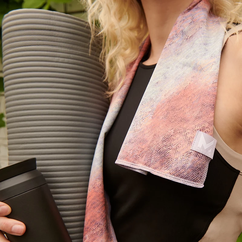 MISSION DuoMax Cooling Towel
