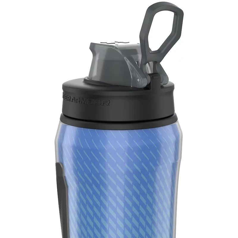 Under Armour 28oz Insulated Playmaker Squeeze Bottle