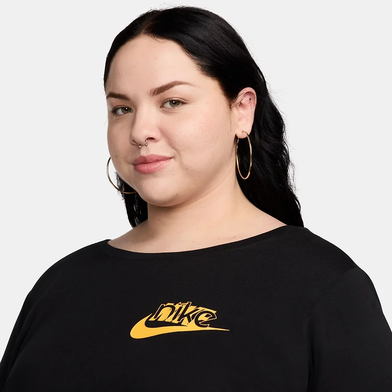 Nike Women's Sportswear Club LBR Plus T-shirt