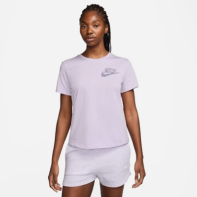 Nike Women's NSW Club LBR Short Sleeve Shirt