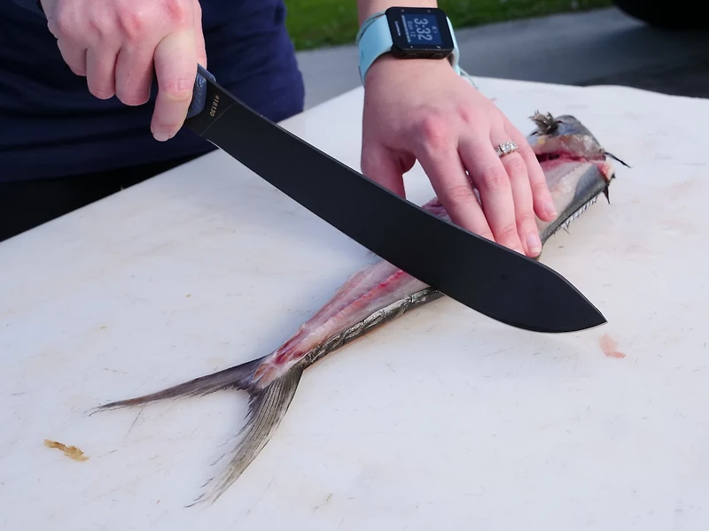 Cuda 10 in Professional Breaking Knife