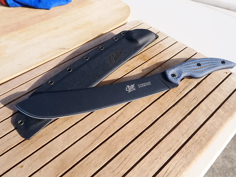 Cuda 10 in Professional Breaking Knife