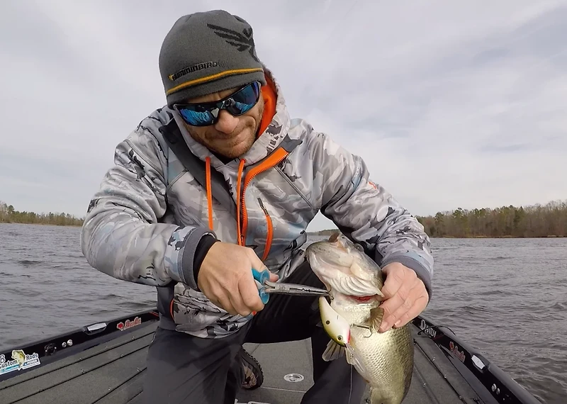 Cuda 8 in TI Needle Nose Pliers