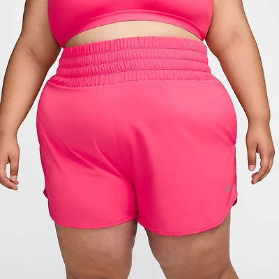 Nike Women's Dri-FIT One Ultra High-Waisted Brief-Lined Plus Shorts 3