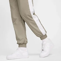 Nike Women's Sportswear Classic Woven UV Mid-Rise Loose Joggers