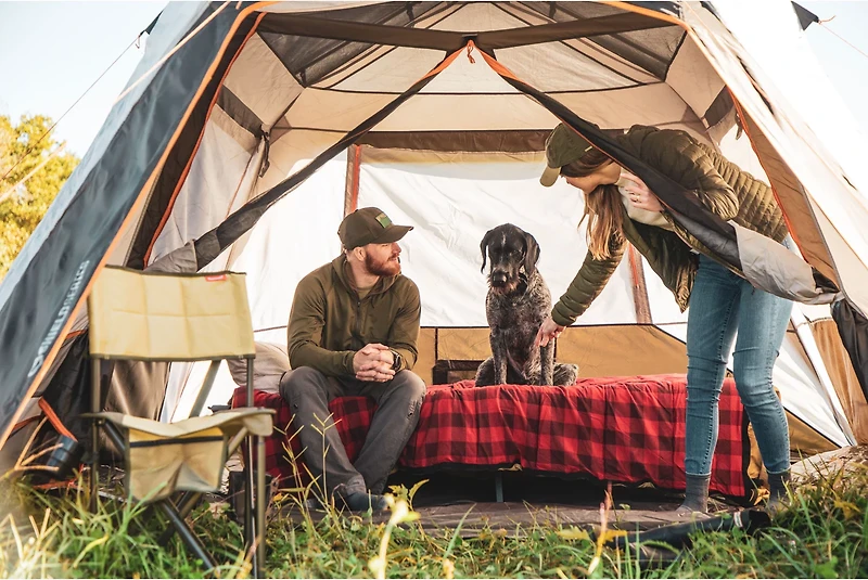 Bushnell 6 Person Instant Cabin Tent