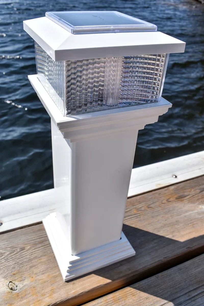 Dock Edge CleatLite Solar Dock Light with Mooring Cleat