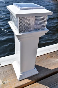 Dock Edge CleatLite Solar Dock Light with Mooring Cleat