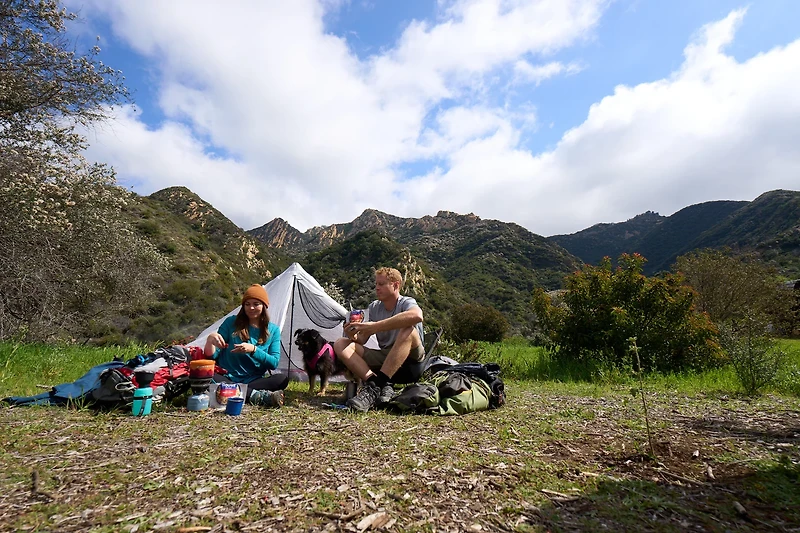 Mountain House Adventure Meals Buffalo Style Chicken Mac& Cheese Pouch