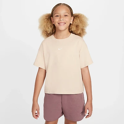 Nike Girls' Sportswear Essential Boxy Short Sleeve T-shirt