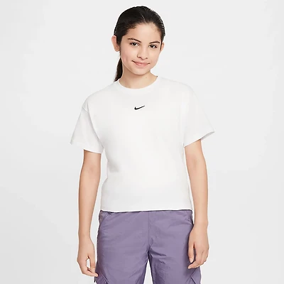 Nike Girls' Sportswear Essential Boxy Short Sleeve T-shirt