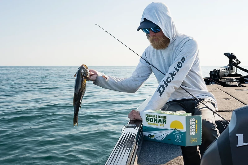 Mystery Tackle Box Forward Facing Sonar Fishing Kit