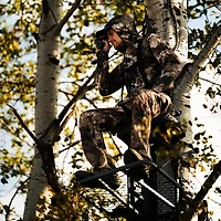 Rivers Edge Big Foot Lever-Action Hang-On Treestand