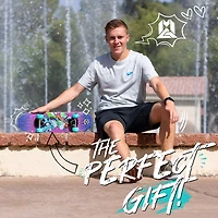 Madd Gear 22-in Locker Skateboard