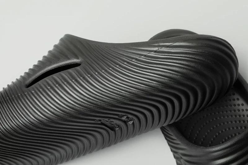 Crocs Adult Mellow Texture Slide