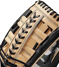 Wilson 12.75 in A2000 1810 Outfield Baseball Glove