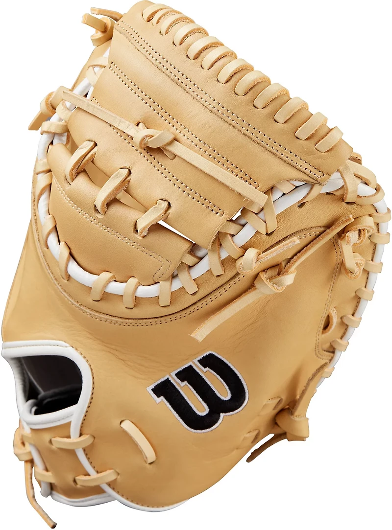 Wilson 33 in A1000 CM33 Baseball Catcher’s Mitt