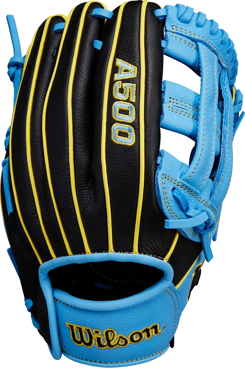 Wilson in Youth A500 Infield Baseball Glove
