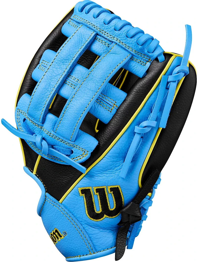 Wilson in Youth A500 Infield Baseball Glove