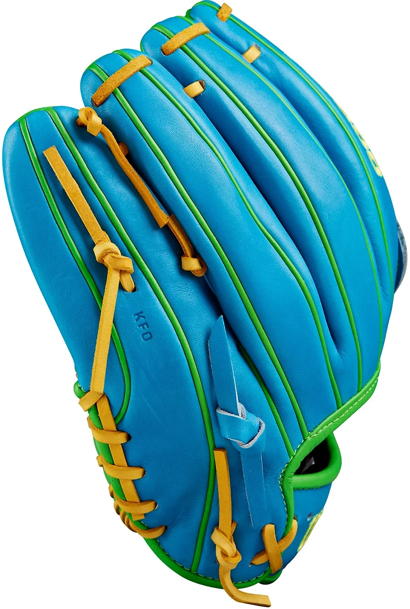 Wilson 11.5 in Spring A2000 PP05 Baseball Glove 2025