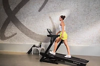CENTR Runr-S Treadmill with Screen