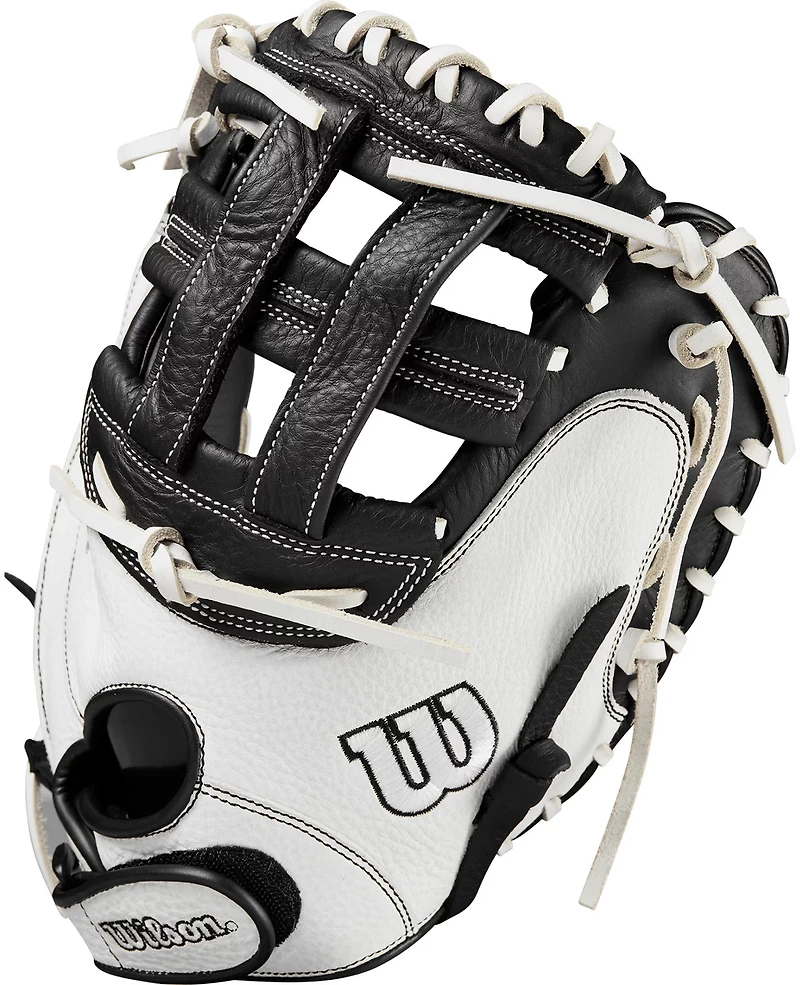 Wilson 32.5 in A700 Fast-Pitch Catcher's Mitt