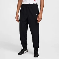 Nike Men's Club Woven Cargo Pants