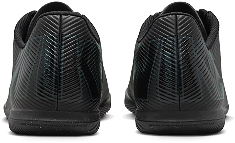 Nike Adults' Vapor 16 Soccer Cleats