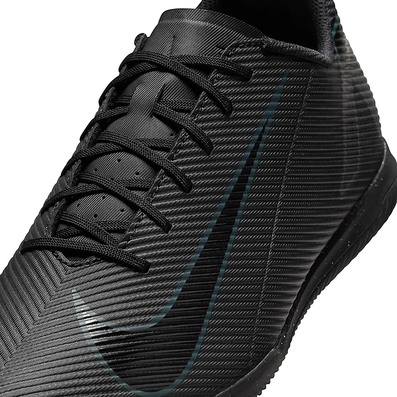 Nike Adults' Vapor 16 Soccer Cleats