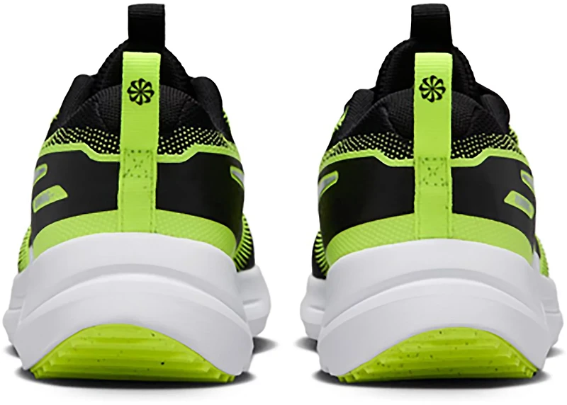 Nike Kids' Grade School Cosmic Runner Shoes