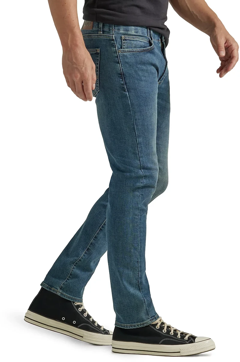 Lee Men's Extreme Motion Slim Straight Leg Jeans