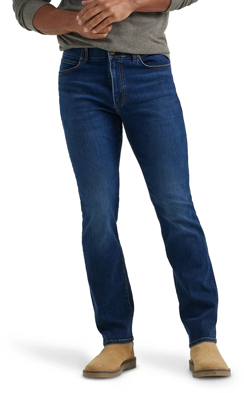 Lee Men's Extreme Motion Regular Fit Straight Leg Jeans