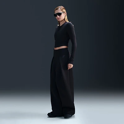 Nike Sportswear Women's Chill Knit Long-Sleeve Cropped Top