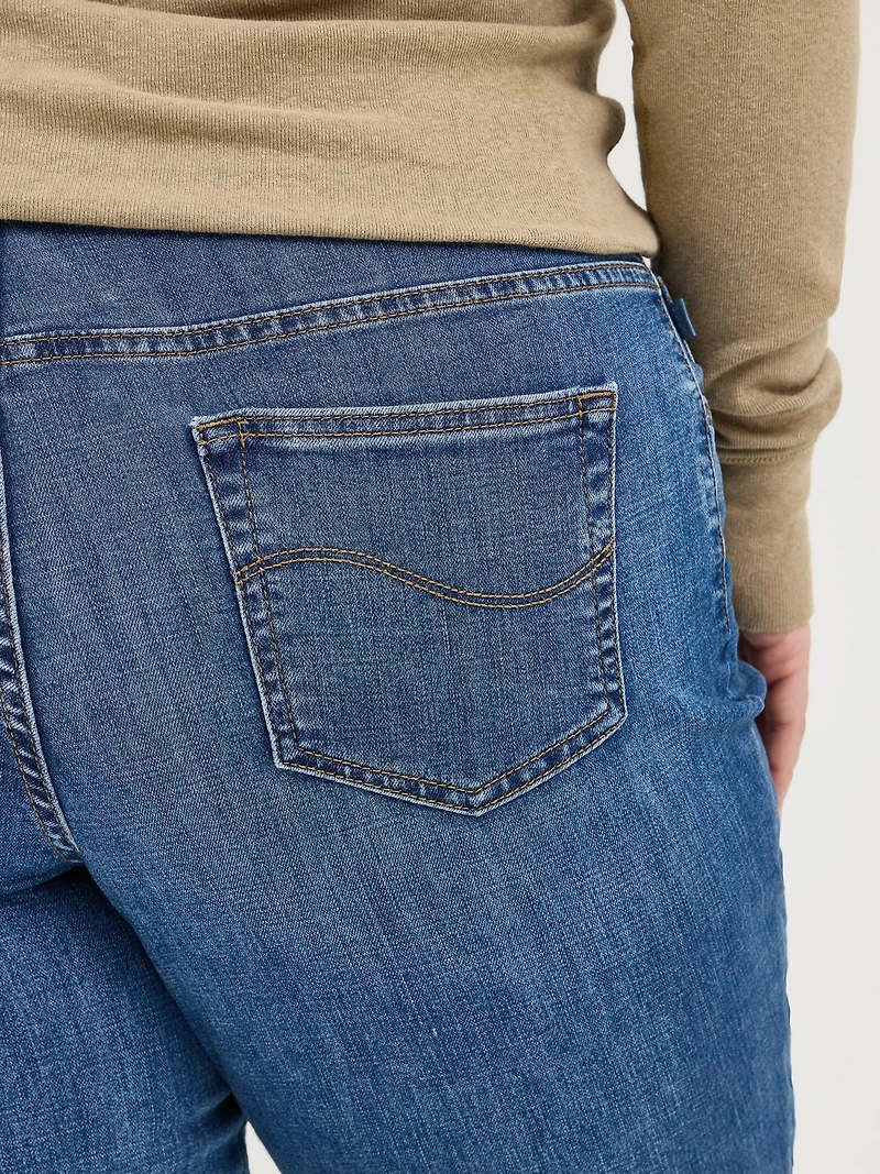 Lee Women's Stretch Relaxed Fit Straight Leg Plus Jeans