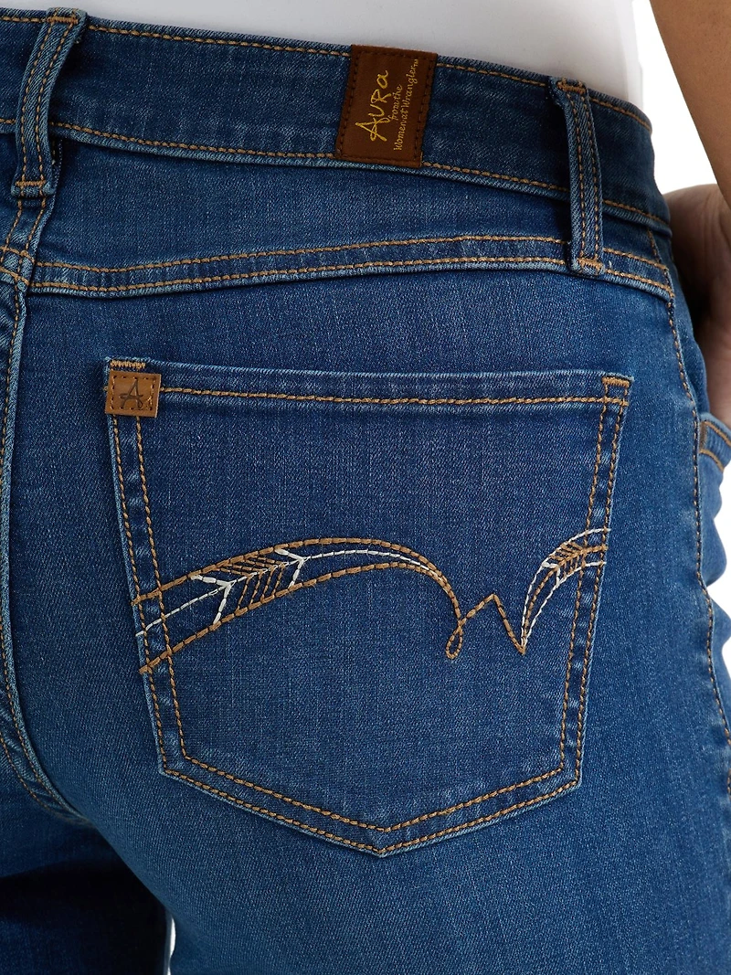 Wrangler Women's Aura from the Women at Instantly Slimming Jeans