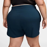 Nike Women's Dri-FIT One Ultra High-Waisted Brief-Lined Plus Shorts 3