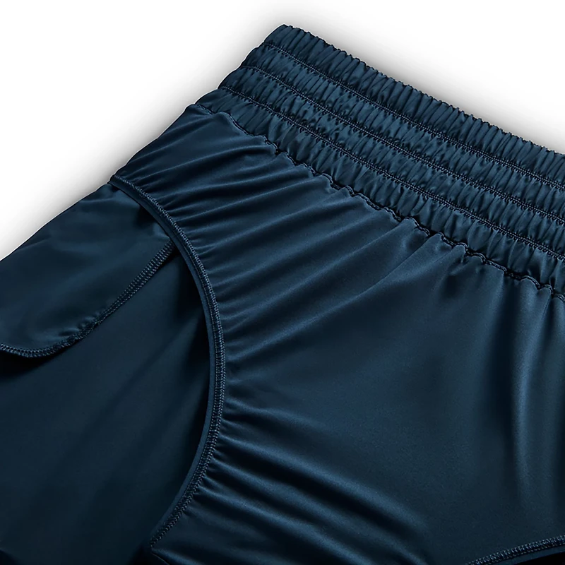 Nike Women's Dri-FIT One Ultra High-Waisted Brief-Lined Plus Shorts 3