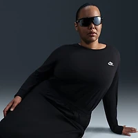 Nike Women's Sportswear Club Long Sleeve Plus T-shirt