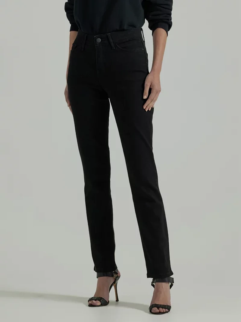 Lee Women's Ultra Lux Flex Motion Regular Fit Straight Leg Jeans