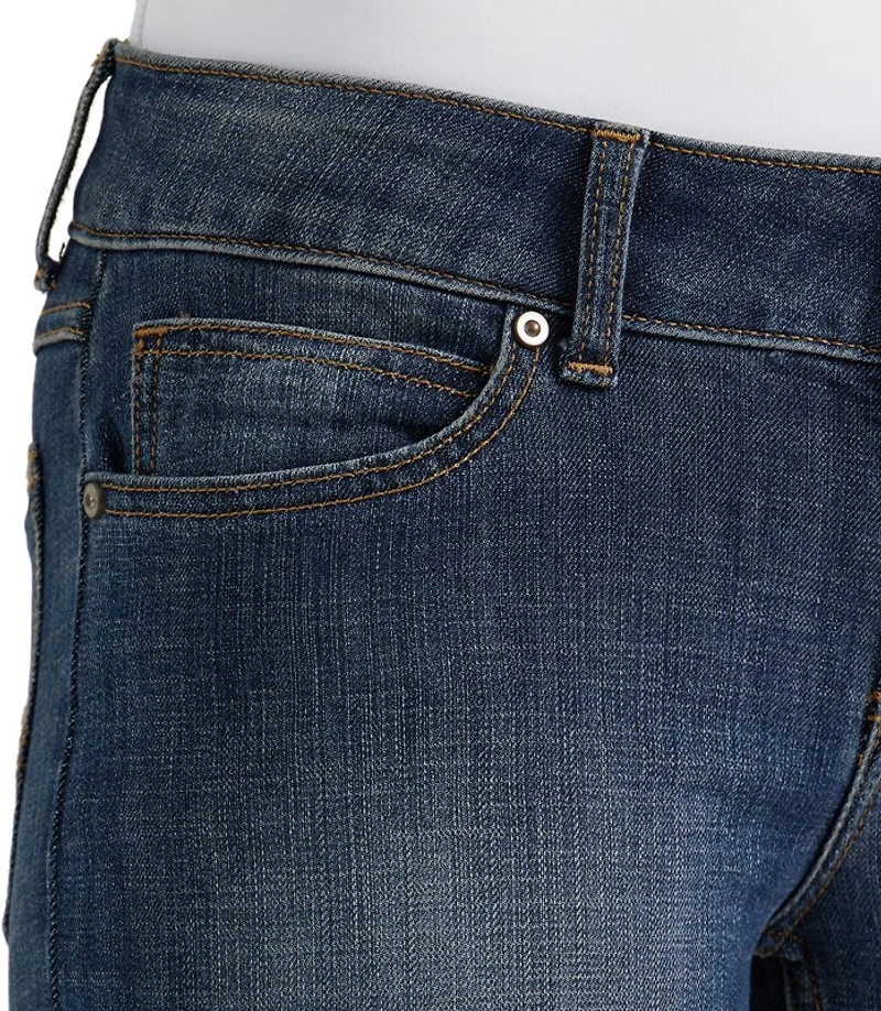 Wrangler Women's Essential Mid-Rise Bootcut Regular Fit Jeans