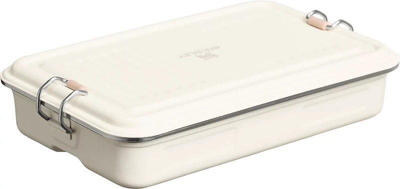 Stanley Classic Legendary 1.25 qt. Useful Box