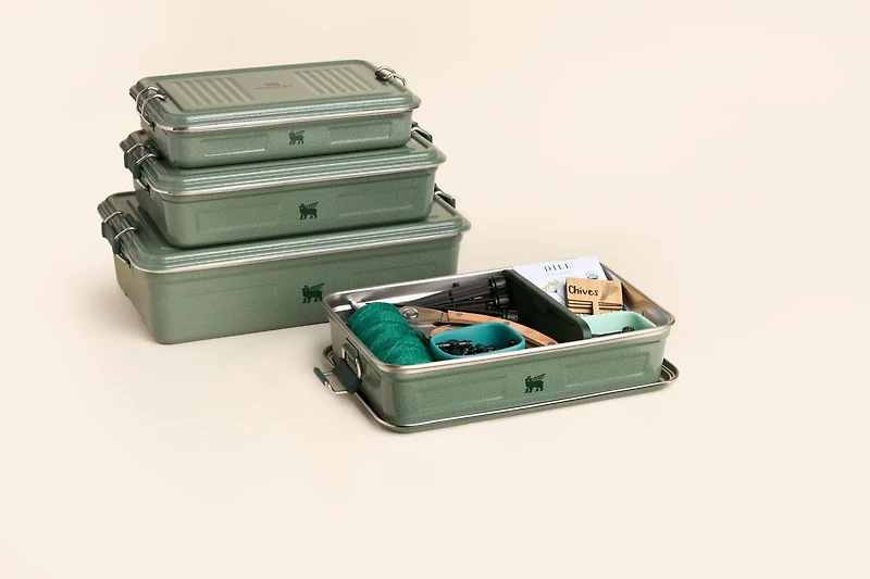 Stanley Classic Legendary 4.3 QT. Useful Storage Box