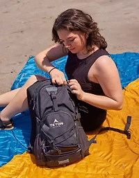 Teton Oasis 22L Hydration Day Pack